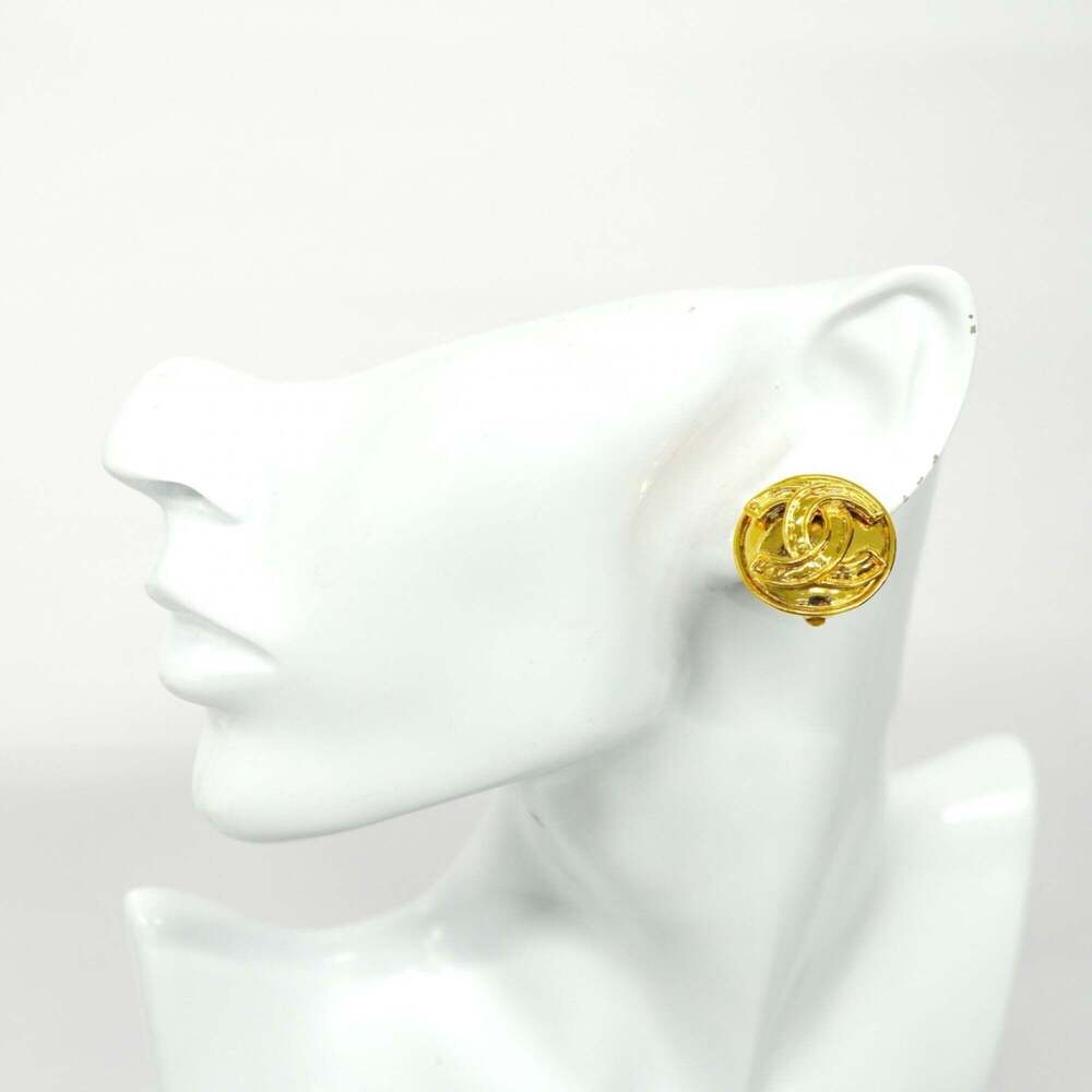 CHANEL Gold Logo Earrings - Picture 5 of 8
